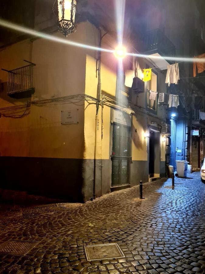 Amore Napoletano Neapel Exterior foto
