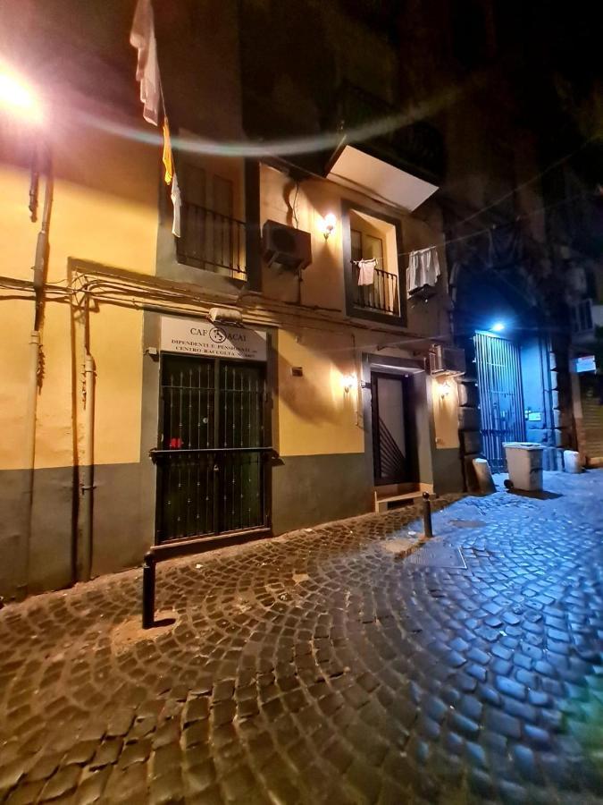 Amore Napoletano Neapel Exterior foto